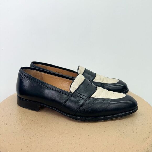 Bally Men’s Black and Cream Carena Slip on Almond Toe Penny Loafer - Picture 2 of 16